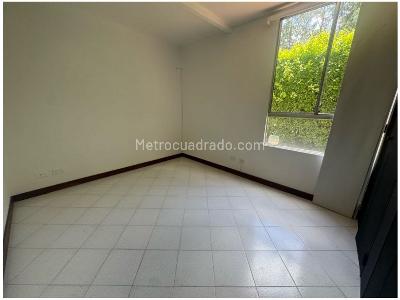 Apartamento en venta en La Aguacatala, Medellín · foto 11 de 17