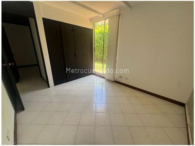 Apartamento en venta en La Aguacatala, Medellín · foto 12 de 17