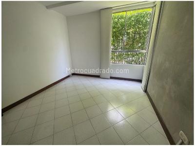 Apartamento en venta en La Aguacatala, Medellín · foto 13 de 17