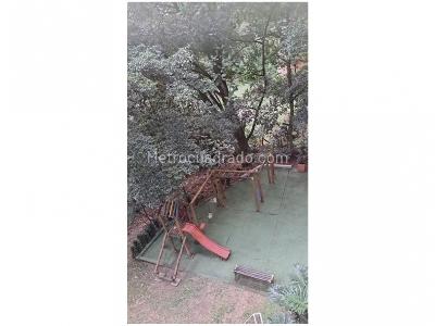 Apartamento de 3 alcobas en venta en Loma Del Campestre, Medellín, 168 m² · foto 18 de 20