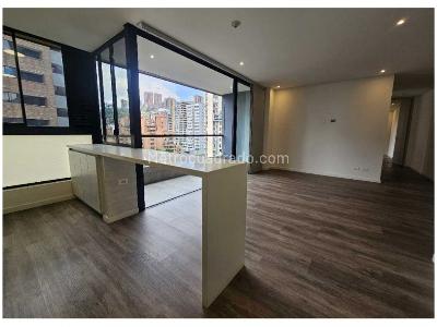 Apartamento de 2 alcobas en venta en El Poblado, Medellín, 85 m² · foto 3 de 13