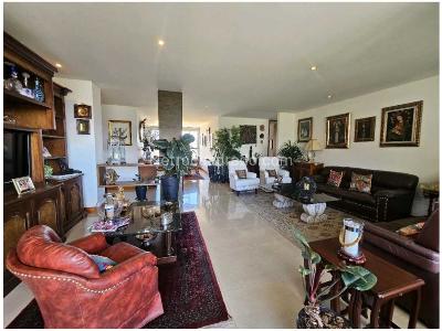 Apartamento de 3 alcobas en venta en Loma De Los Gonzalez, Medellín, 210 m² · foto 3 de 11