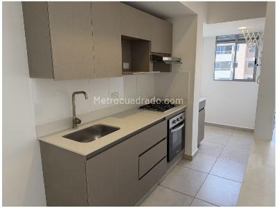 Apartamento de 3 alcobas en venta en Envigado, Envigado, 74 m² · foto 3 de 20