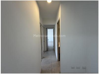 Apartamento de 3 alcobas en venta en Envigado, Envigado, 74 m² · foto 13 de 20
