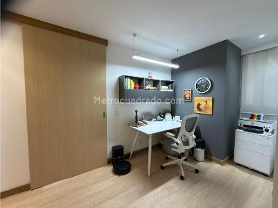 Apartamento de 3 alcobas en venta en Loma De Las Brujas, Envigado, 100 m² · foto 11 de 19