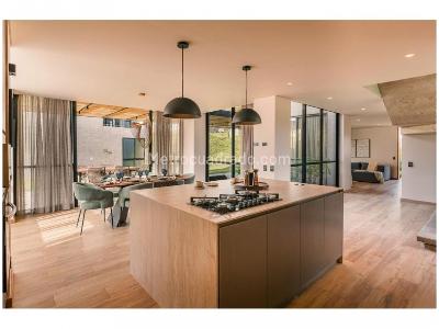 Casa de 3 alcobas en venta en Alto De Las Palmas, Envigado, 242 m² · foto 5 de 20