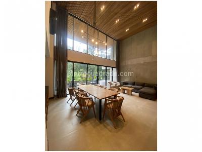 Apartamento de 3 alcobas en venta en Milla De Oro, Medellín, 145 m² · foto 2 de 13