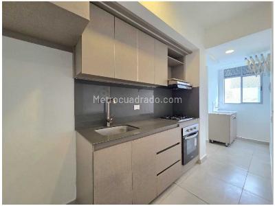 Apartamento de 3 alcobas en venta en Las Vegas, Envigado, 80 m² · foto 3 de 16
