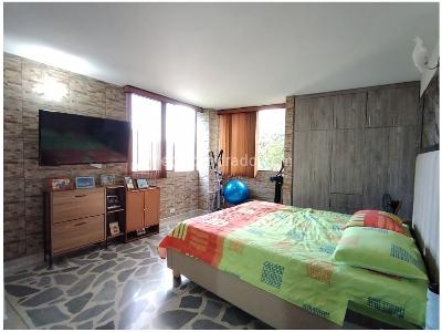 Apartamento en venta en Simon Bolivar, Medellín · foto 8 de 19