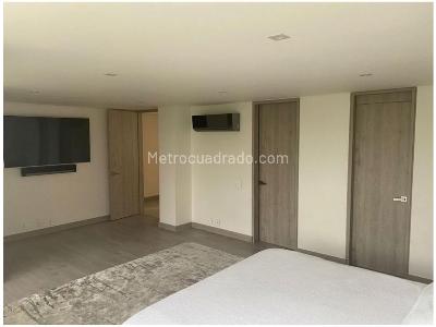 Apartamento en venta en El Poblado, Medellín · foto 13 de 15