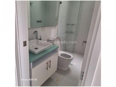 Casa de 3 alcobas en venta en Transversal Intermedia, Envigado, 265 m² · foto 10 de 18