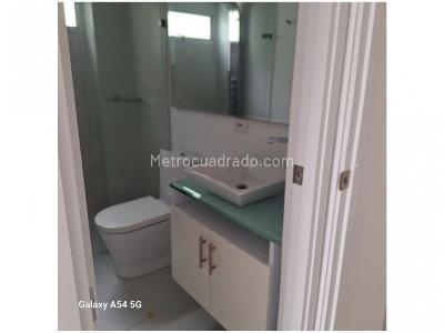 Casa de 3 alcobas en venta en Transversal Intermedia, Envigado, 265 m² · foto 17 de 18