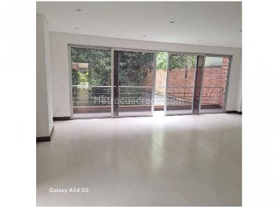 Casa de 3 alcobas en venta en Transversal Intermedia, Envigado, 265 m² · foto 18 de 18