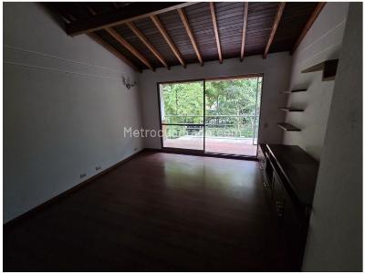 Casa de 4 alcobas en venta en Loma Del Chocho, Envigado, 240 m² · foto 5 de 20