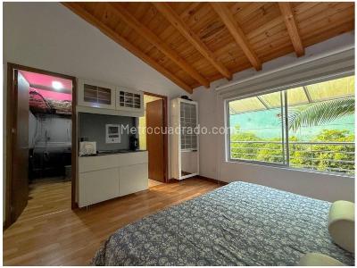 Casa de 3 alcobas en venta en El Poblado, Medellín, 198 m² · foto 5 de 13