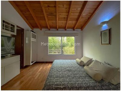 Casa de 3 alcobas en venta en El Poblado, Medellín, 198 m² · foto 7 de 13