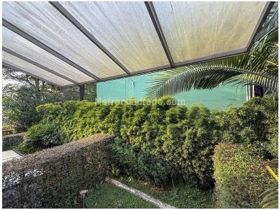 Casa de 3 alcobas en venta en El Poblado, Medellín, 198 m² · foto 12 de 13