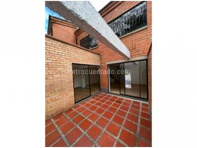 Casa de 4 alcobas en venta en Transversal Intermedia, Envigado, 204 m² · foto 6 de 20