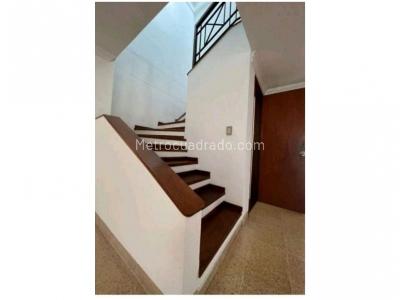 Casa de 4 alcobas en venta en Transversal Intermedia, Envigado, 204 m² · foto 13 de 20