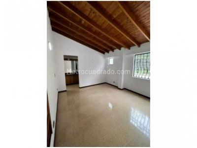 Casa de 4 alcobas en venta en Transversal Intermedia, Envigado, 204 m² · foto 14 de 20
