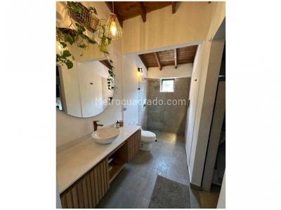 Casa de 3 alcobas en venta en Transversal Intermedia, Envigado, 260 m² · foto 20 de 20