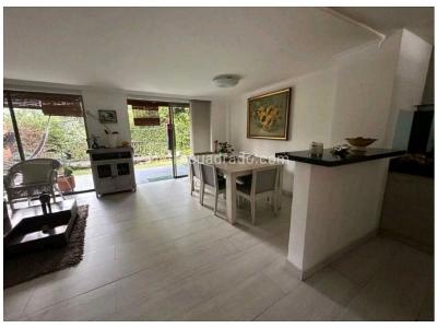 Casa de 3 alcobas en venta en Transversal Intermedia, Envigado, 260 m² · foto 2 de 20
