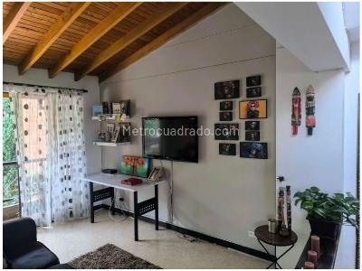Casa de 3 alcobas en venta en Transversal Intermedia, Envigado, 260 m² · foto 10 de 20