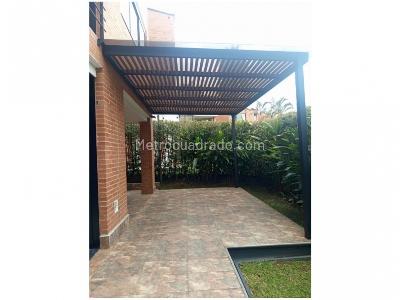 Casa de 3 alcobas en venta en El Poblado, Medellín, 280 m² · foto 9 de 20