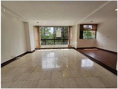 Apartamento de 3 alcobas en venta en El Poblado, Medellín, 106 m² · foto 2 de 7