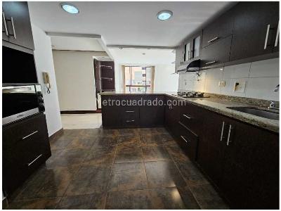 Apartamento de 3 alcobas en venta en El Poblado, Medellín, 106 m² · foto 5 de 7