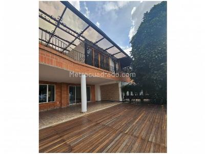 Casa de 5 alcobas en venta en El Poblado, Medellín, 420 m² · foto 8 de 20