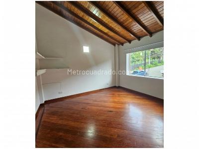 Casa de 5 alcobas en venta en El Poblado, Medellín, 420 m² · foto 15 de 20