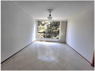 Apartamento en venta en El Poblado, Medellín · foto 8 de 15