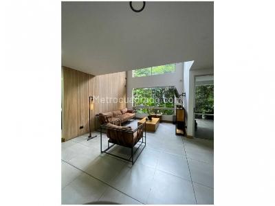 Casa de 3 alcobas en venta en Loma Del Escobero, Envigado, 300 m² · foto 5 de 20