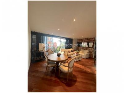 Apartamento de 2 alcobas en venta en El Poblado, Medellín, 94 m² · foto 2 de 20