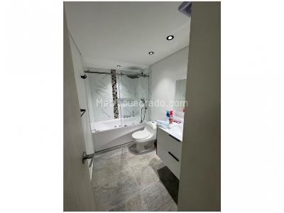 Apartamento de 3 alcobas en venta en El Poblado, Medellín, 169 m² · foto 12 de 18