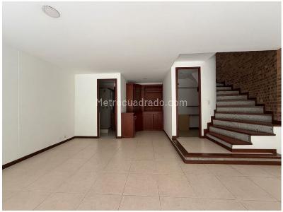 Casa de 3 alcobas en venta en El Poblado, Medellín, 289 m² · foto 9 de 20