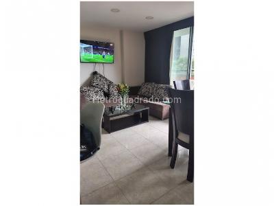 Apartamento en venta en Loma De Los Bernal, Medellín · foto 5 de 20