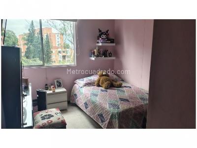 Apartamento en venta en Loma De Los Bernal, Medellín · foto 19 de 20