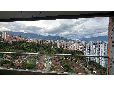 Apartamento de 3 alcobas en venta en Benedictinos, Envigado, 112 m² · foto 2 de 15