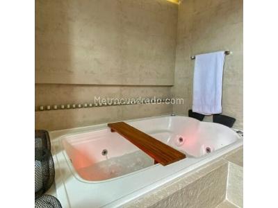 Apartamento de 2 alcobas en venta en Zuniga, Envigado, 170 m² · foto 3 de 9