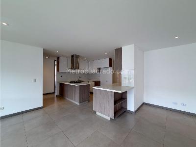 Apartamento de 2 alcobas en venta en Zuniga, Envigado, 170 m² · foto 9 de 9