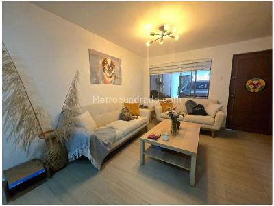Casa de 3 alcobas en venta en Cumbres, Envigado, 180 m² · foto 8 de 14