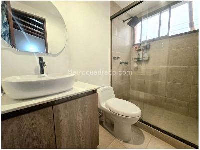 Casa de 3 alcobas en venta en Cumbres, Envigado, 180 m² · foto 14 de 14
