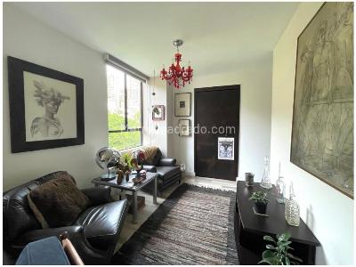Apartamento de 2 alcobas en venta en El Poblado, Medellín, 90 m² · foto 6 de 14