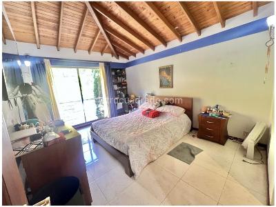 Casa de 3 alcobas en venta en El Poblado, Medellín, 345 m² · foto 10 de 19
