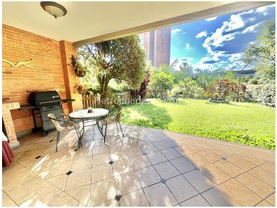 Casa de 3 alcobas en venta en El Poblado, Medellín, 345 m² · foto 12 de 19