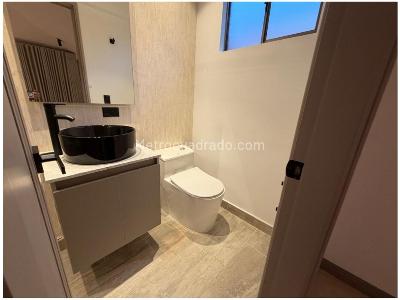 Casa de 3 alcobas en venta en El Poblado, Medellín, 416 m² · foto 20 de 20