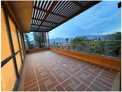 Casa de 3 alcobas en venta en El Poblado, Medellín, 416 m² · foto 16 de 20