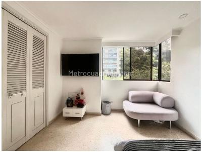 Apartamento de 4 alcobas en venta en Las Lomas No, Medellín, 165 m² · foto 15 de 20